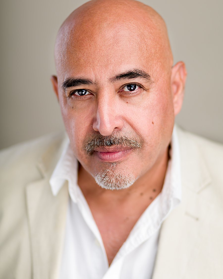 Headshot photographer Los Angeles