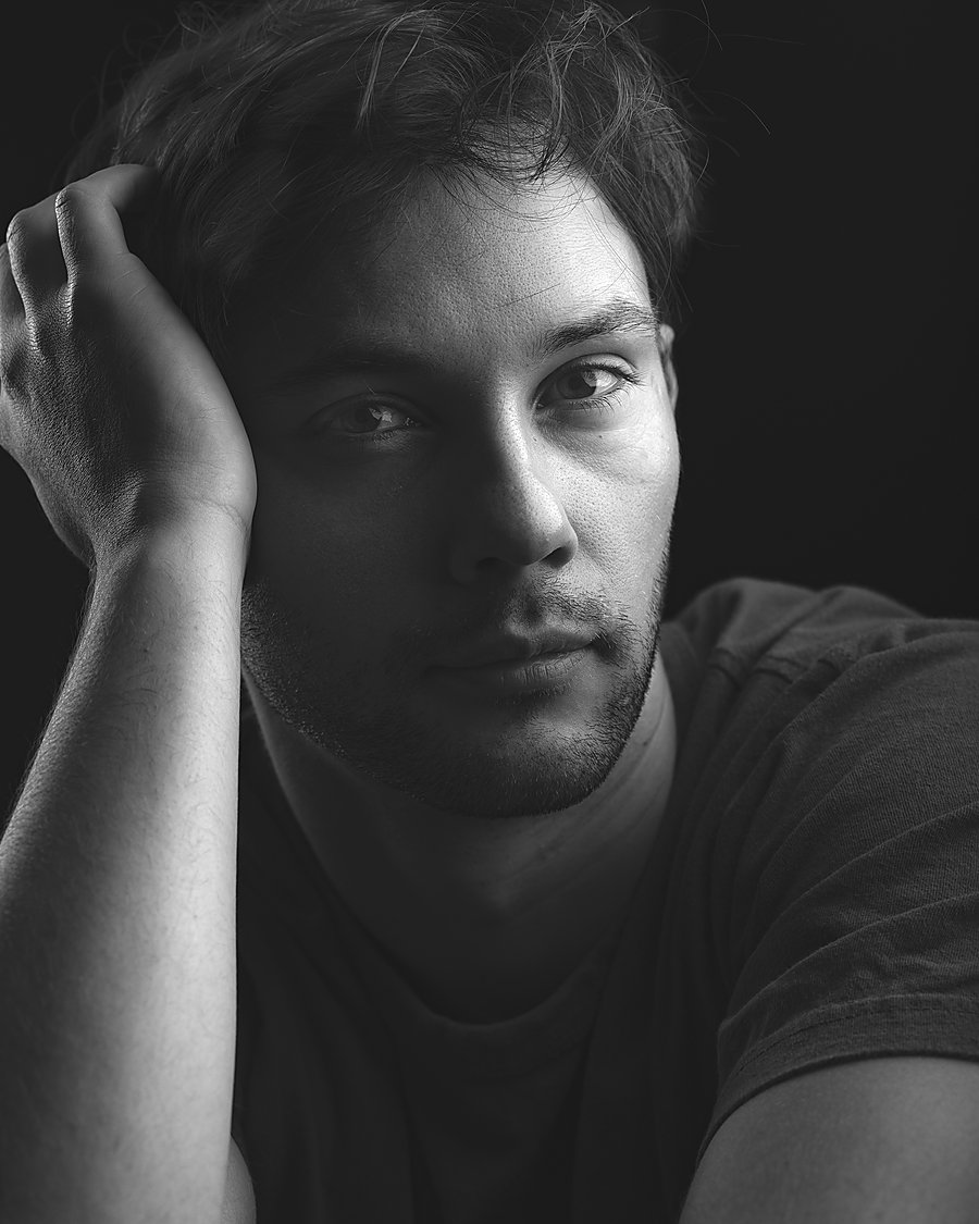 Actor headshot Los Angeles