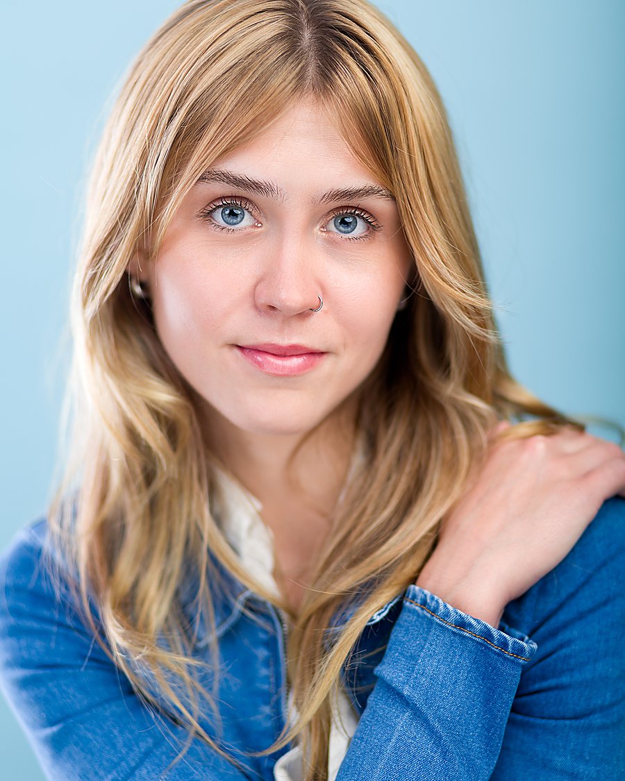 Actress headshot Los Angeles