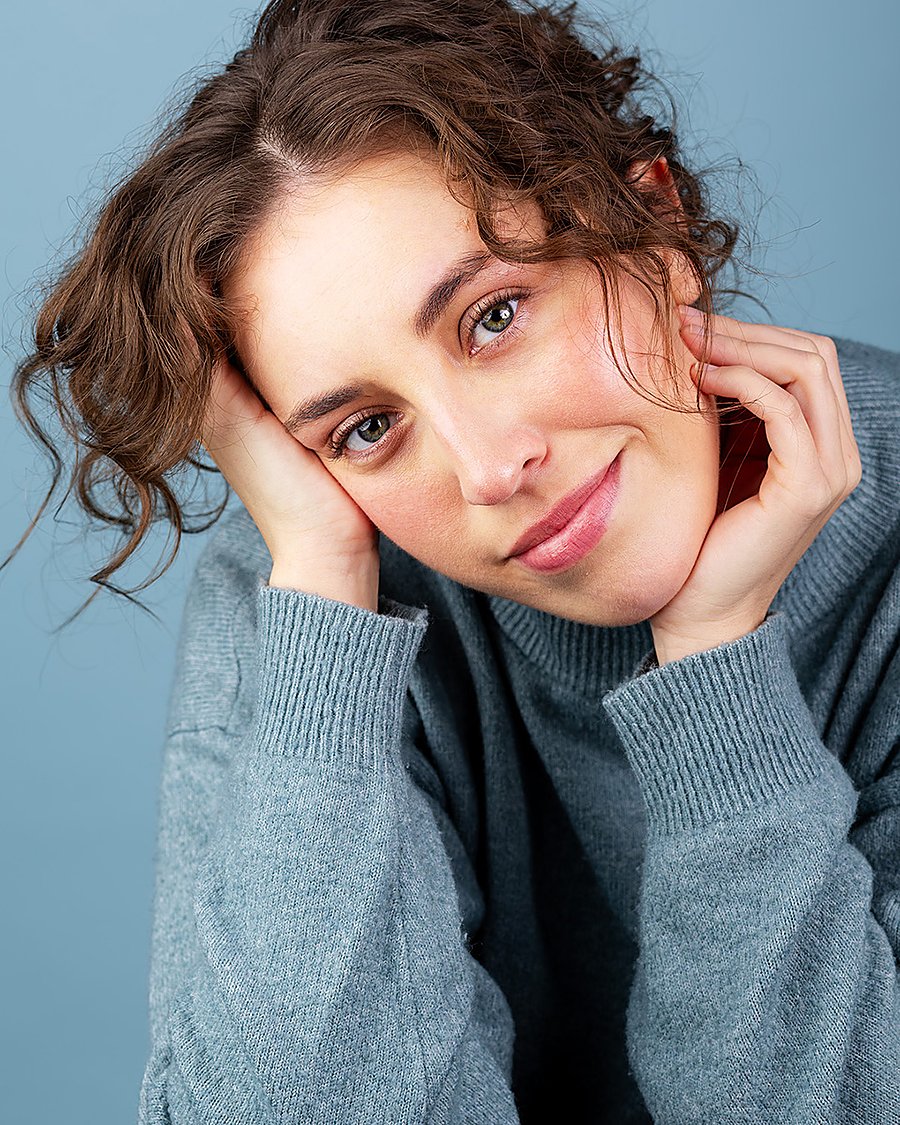 Actress headshot Los Angeles